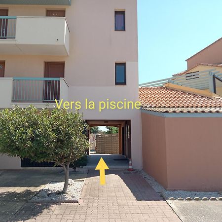 Jolie Maisonnette Dans Residence Calme Avec Piscine Le Barcares Exterior photo